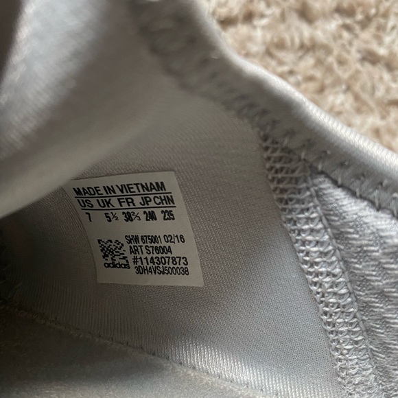 Adidas Boost Gray Sneakers - Picture 4 of 4